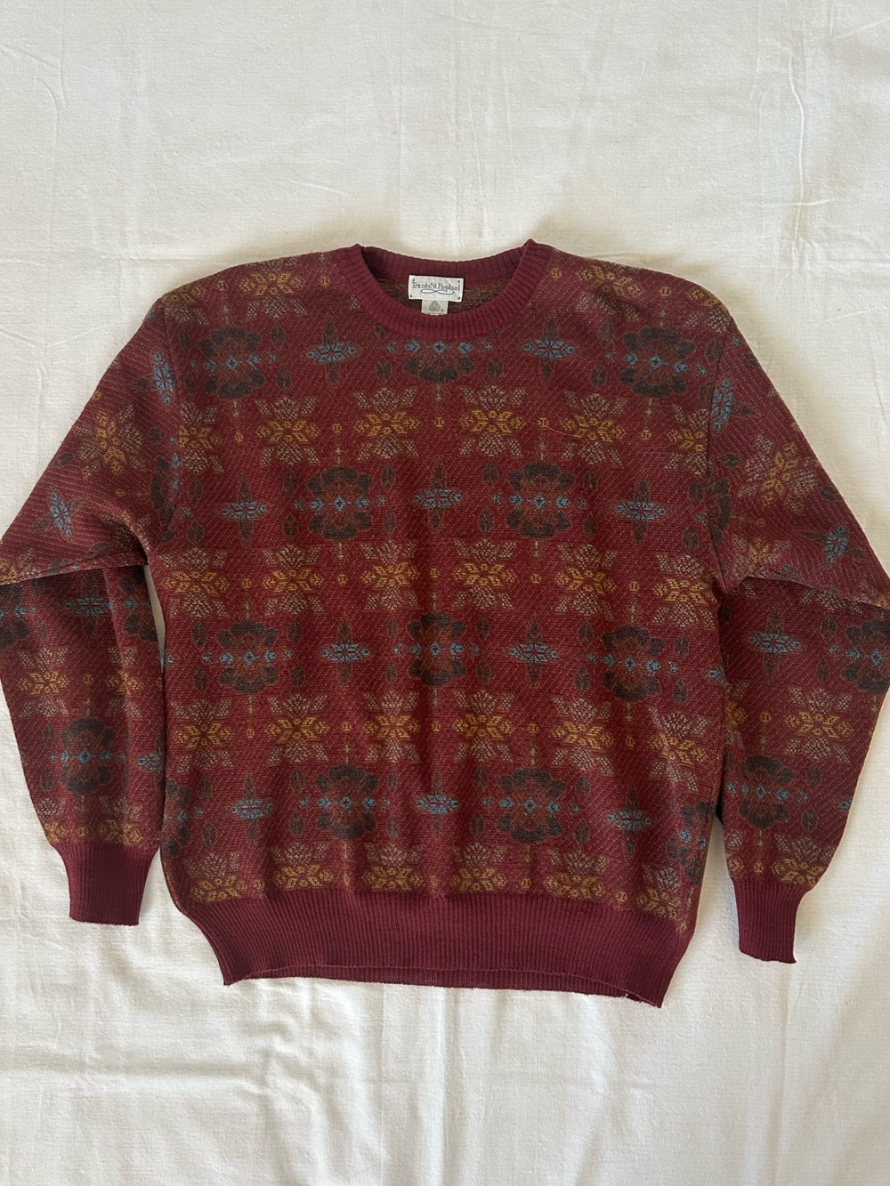Wool Burgundy Men’s Sweater with Designs size Large